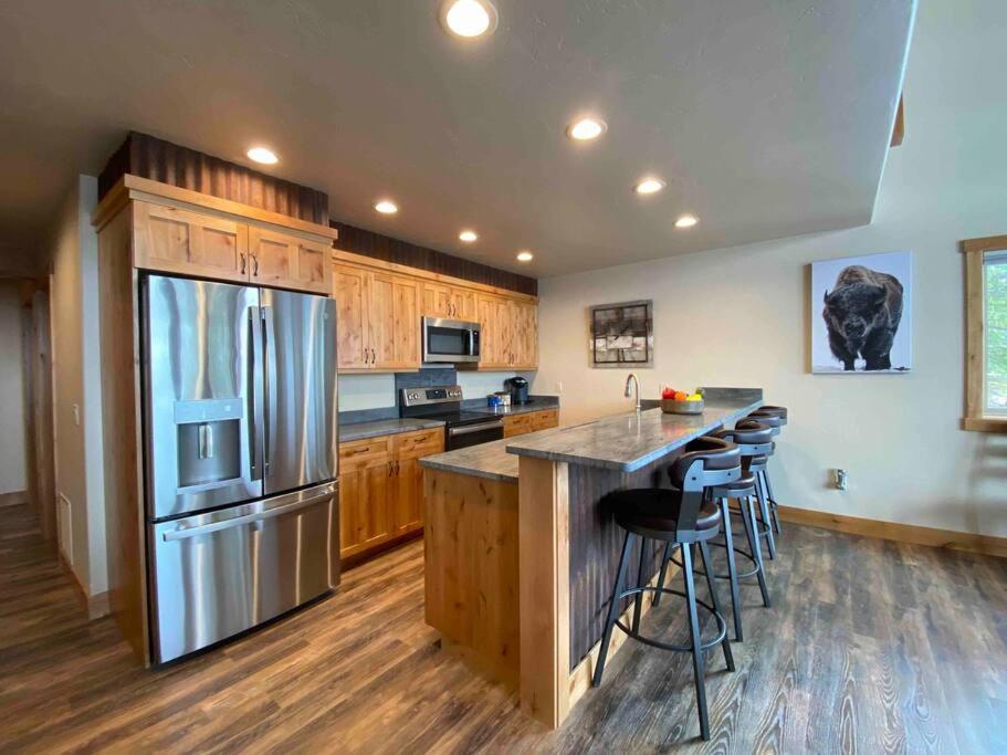 Cozy Luxury Townhome In Exclusive Eagle Bend - The Flathead Bigfork Kültér fotó