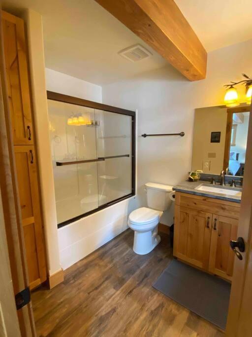 Cozy Luxury Townhome In Exclusive Eagle Bend - The Flathead Bigfork Kültér fotó